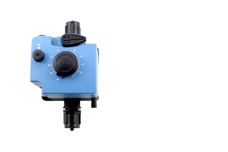 DOSIERPUMPE 12 L/H FKM PNEUM. VORGESTEUERT