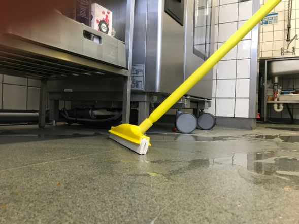 Extracteur à eau avec poignée pivotante et cassette interchangeable, 600 mm, jaune